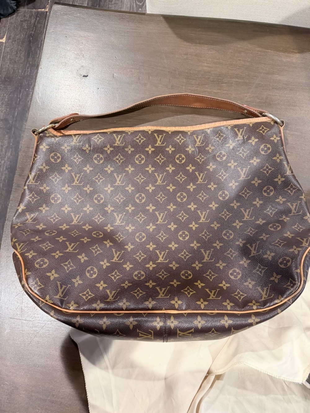 Authentic LV Delightful GM Monogram Shoulderbag - Picture 12 of 16